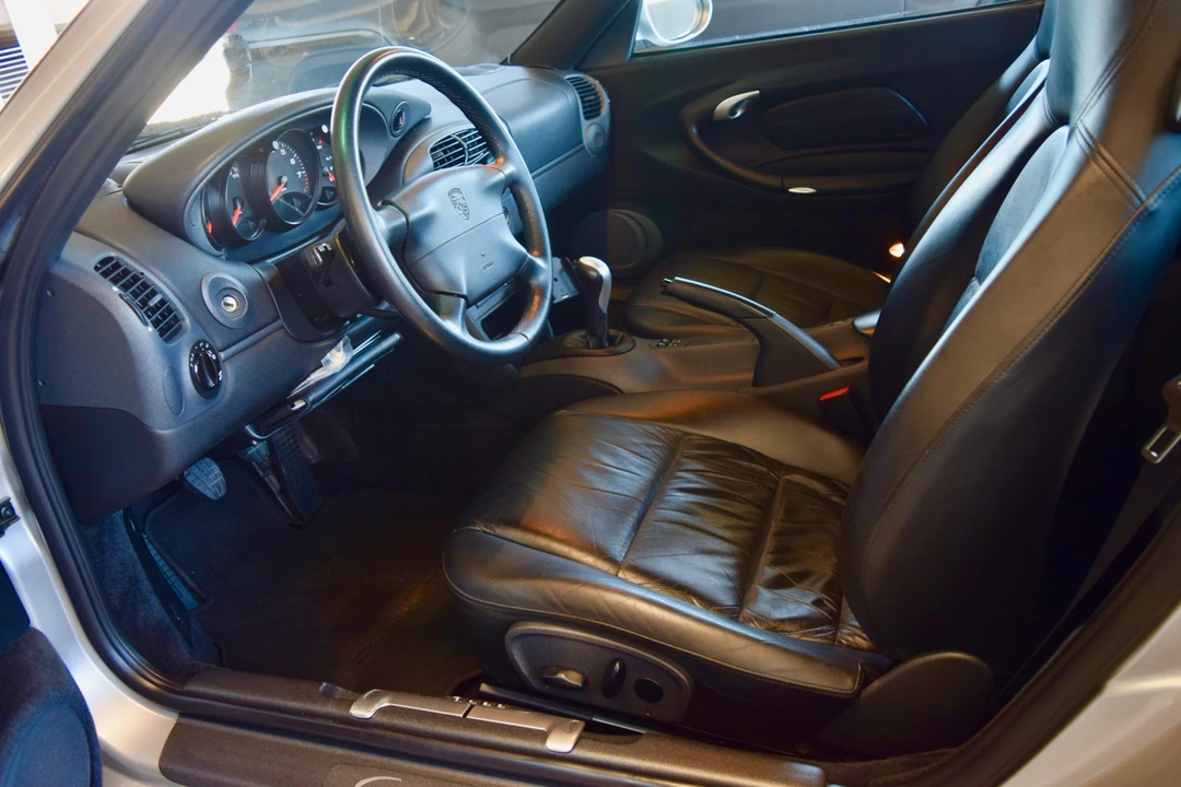1999 Porsche 996 Carrera - Image 19 of 31