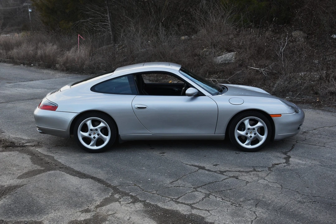 1999 Porsche 996 Carrera - Image 21 of 31