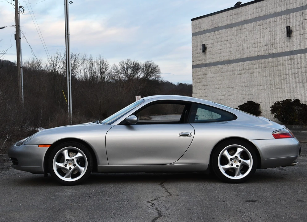 1999 Porsche 996 Carrera - Image 11 of 31