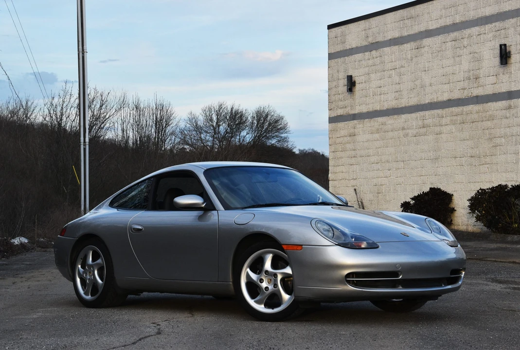 1999 Porsche 996 Carrera - Image 30 of 31