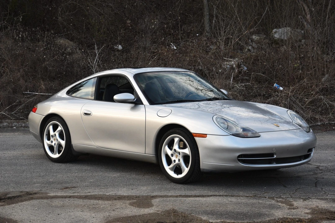 1999 Porsche 996 Carrera - Image 28 of 31