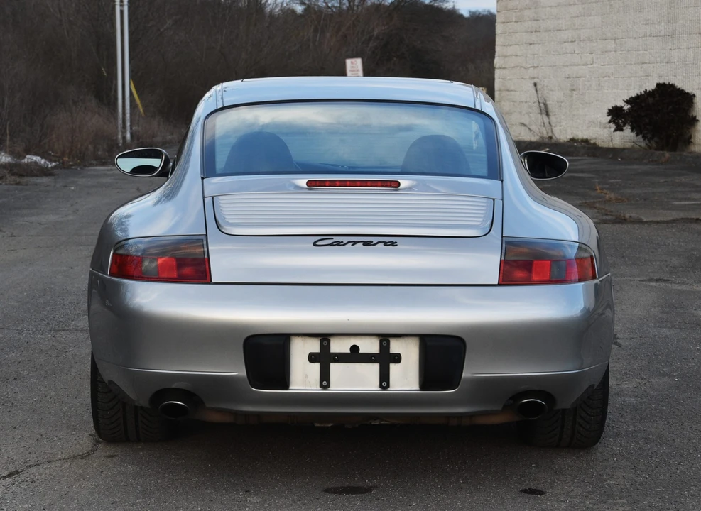 1999 Porsche 996 Carrera - Image 16 of 31