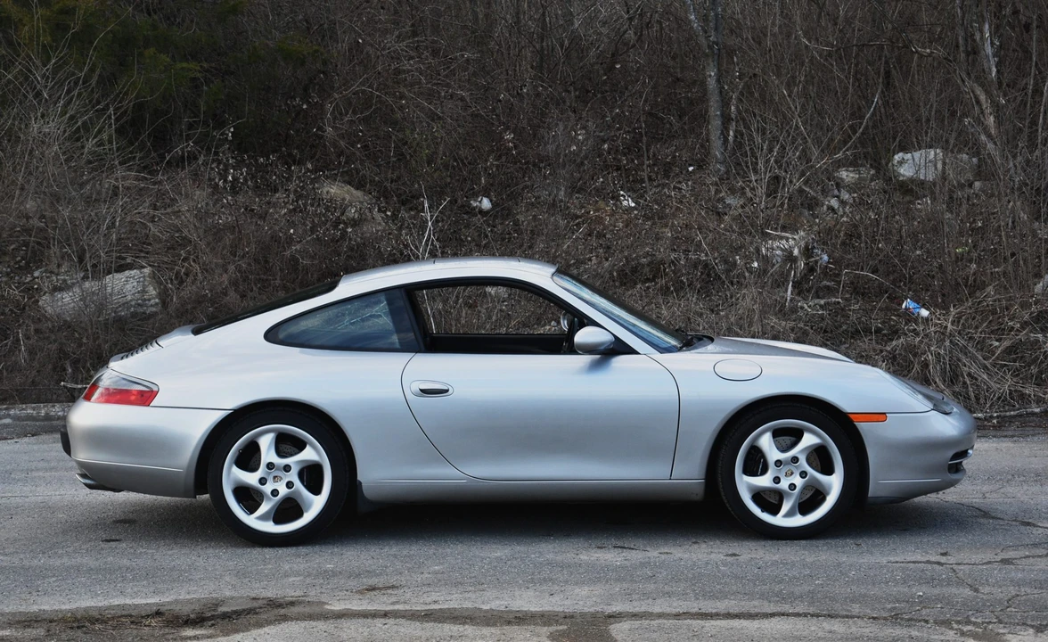1999 Porsche 996 Carrera - Image 26 of 31