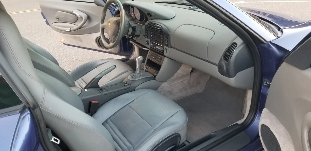 1999 Porsche 996 Carrera - Image 24 of 31