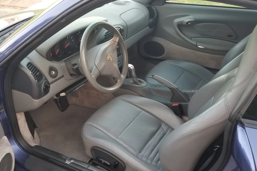 1999 Porsche 996 Carrera - Image 15 of 31
