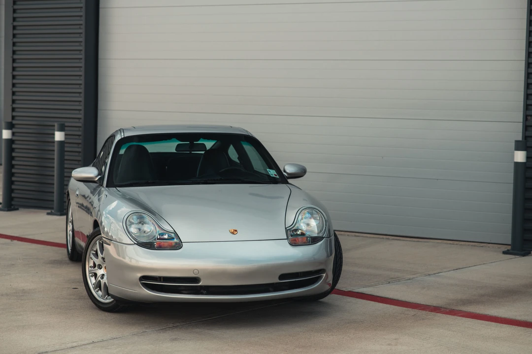 1999 Porsche 996 Carrera - Image 11 of 31