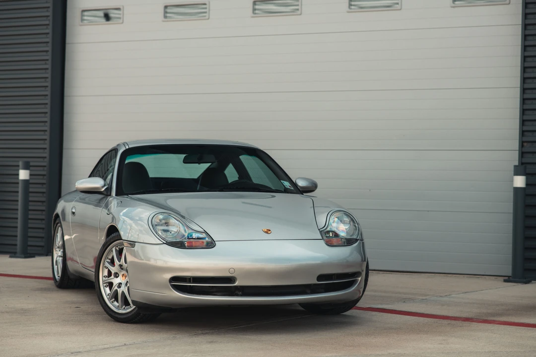 1999 Porsche 996 Carrera - Image 12 of 31