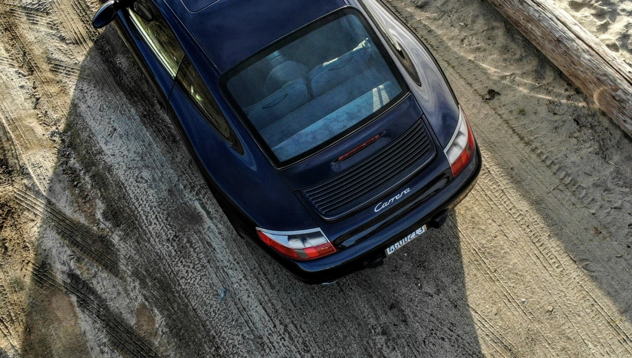 1999 Porsche 996 Carrera - Image 25 of 31