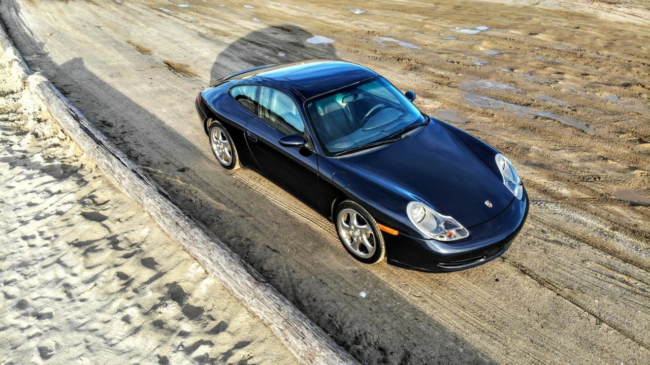 1999 Porsche 996 Carrera - Image 19 of 31