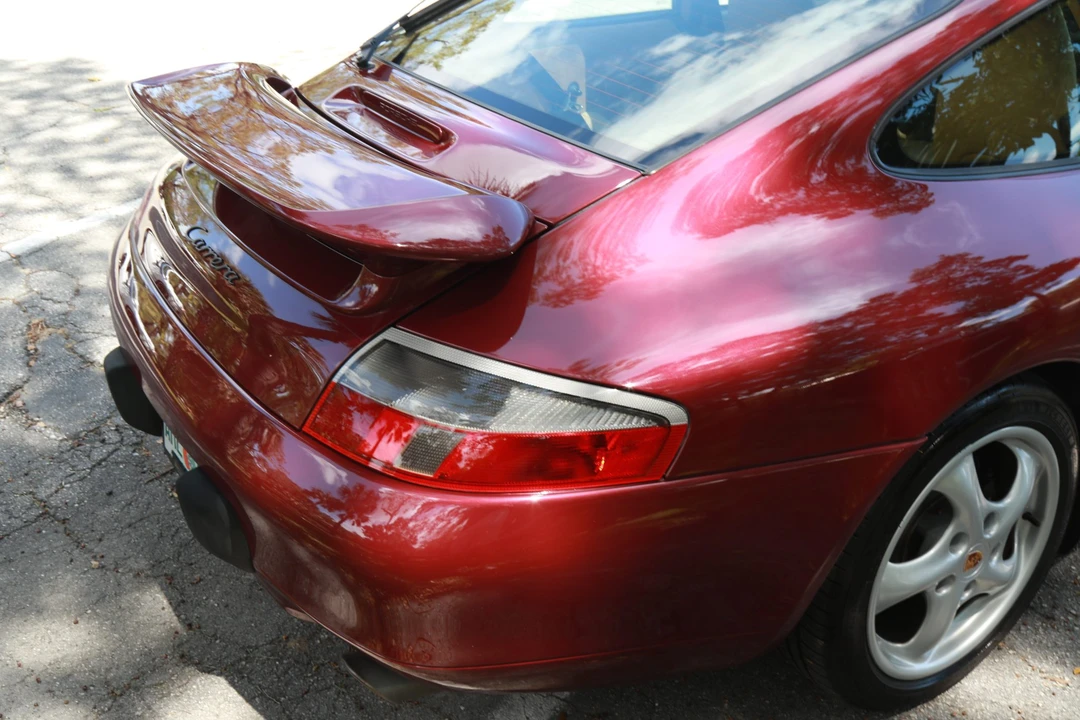 1999 Porsche 996 Carrera - Image 25 of 31