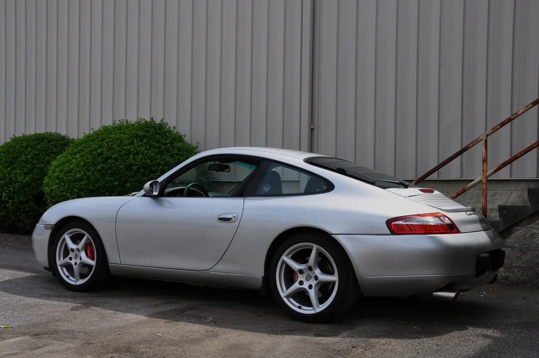 1999 Porsche 996 Carrera - Image 7 of 31