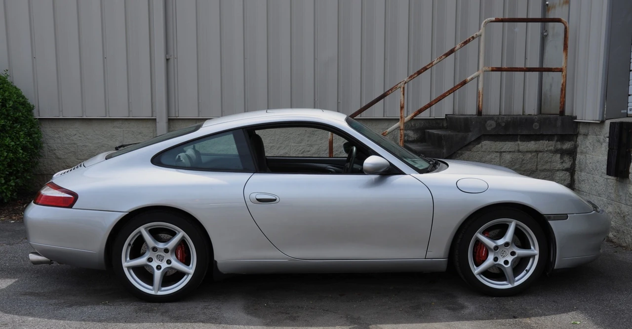 1999 Porsche 996 Carrera - Image 11 of 31
