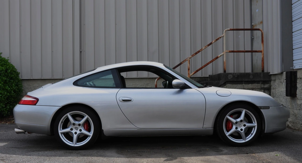 1999 Porsche 996 Carrera - Image 12 of 31