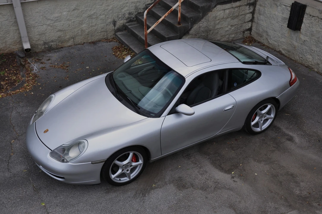 1999 Porsche 996 Carrera - Image 19 of 31