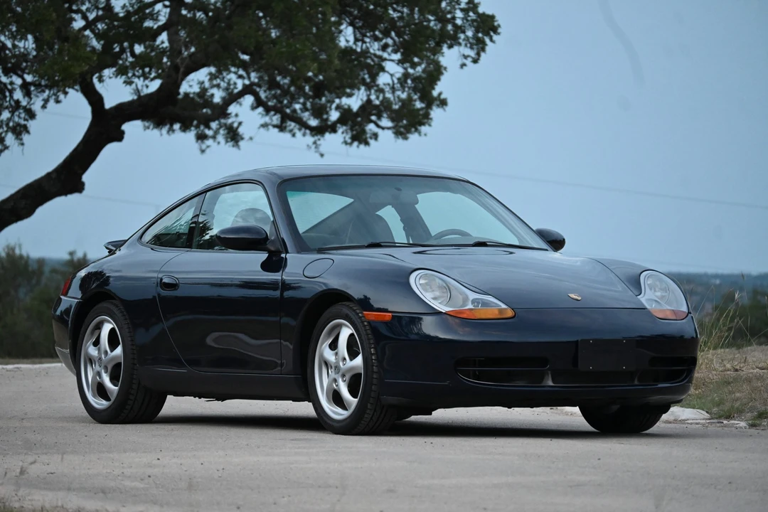1999 Porsche 996 Carrera - Image 13 of 31