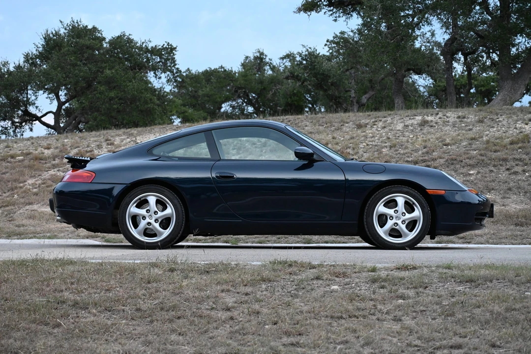 1999 Porsche 996 Carrera - Image 14 of 31