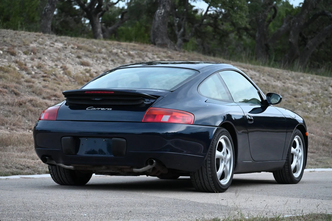 1999 Porsche 996 Carrera - Image 17 of 31