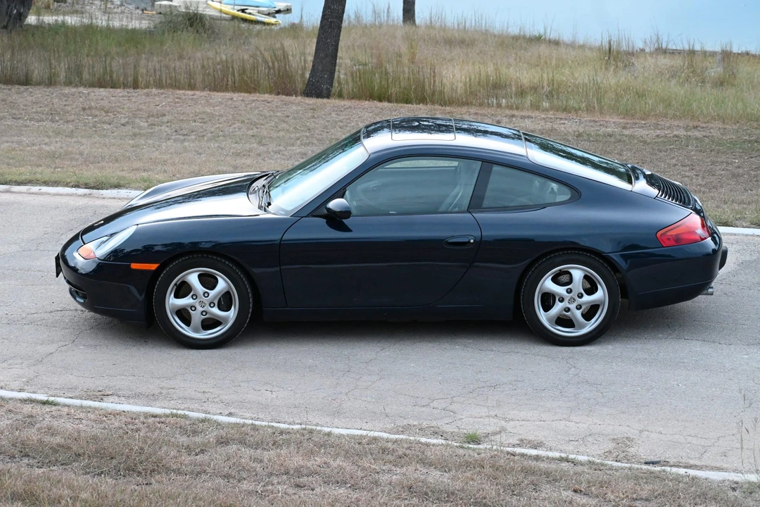 1999 Porsche 996 Carrera - Image 22 of 31