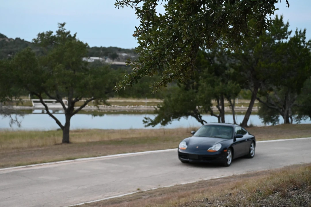 1999 Porsche 996 Carrera - Image 5 of 31