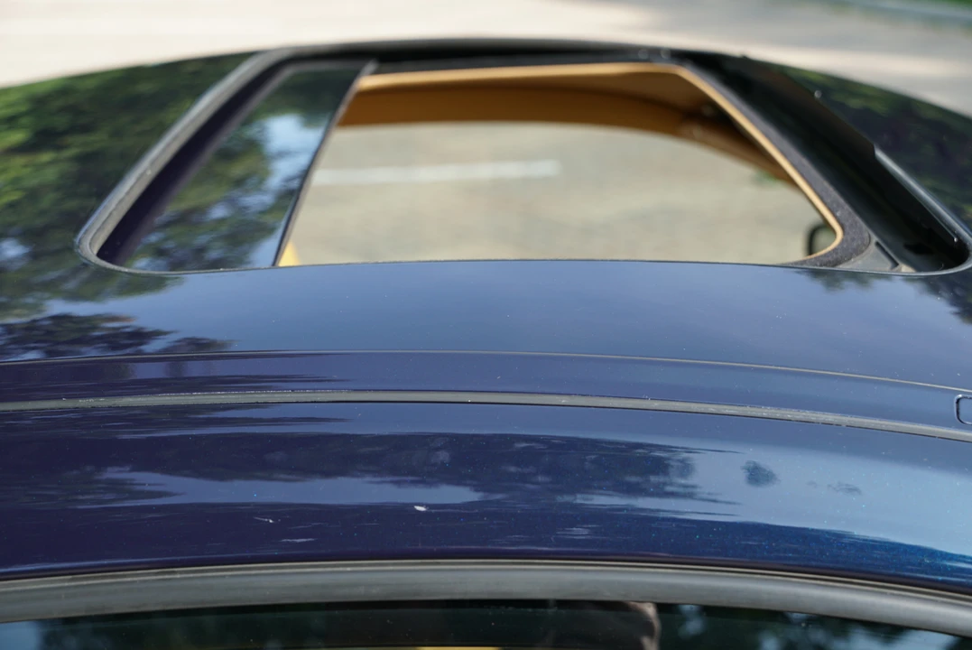 1999 Porsche 996 Carrera - Image 24 of 31