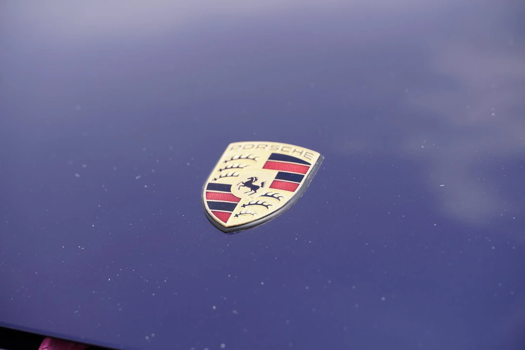 1999 Porsche 996 Carrera - Image 21 of 31