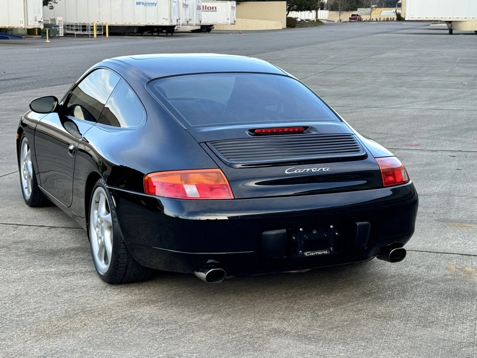1999 Porsche 996 Carrera - Image 26 of 31