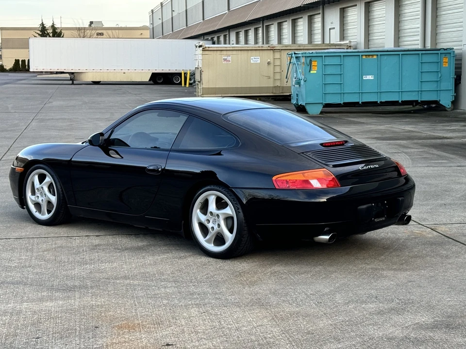1999 Porsche 996 Carrera - Image 22 of 31
