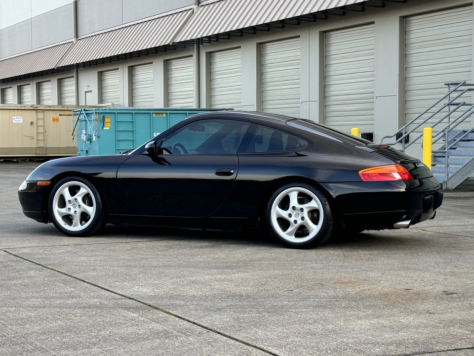 1999 Porsche 996 Carrera - Image 21 of 31