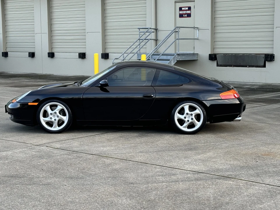 1999 Porsche 996 Carrera - Image 18 of 31