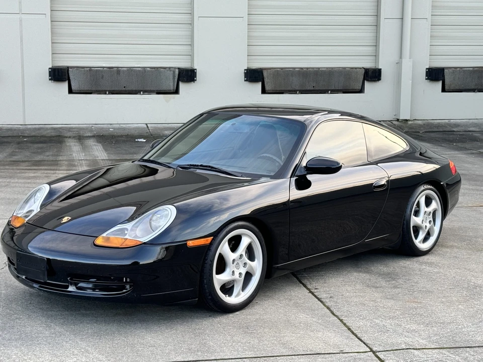 1999 Porsche 996 Carrera - Image 9 of 31
