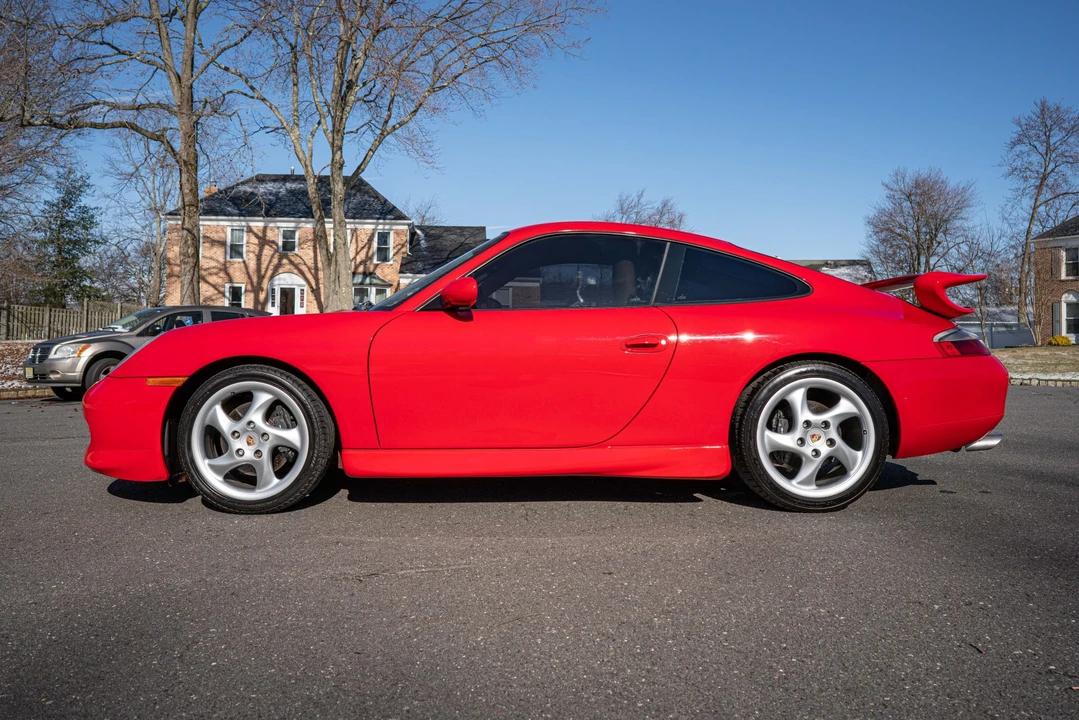 1999 Porsche 996 Carrera - Image 10 of 31