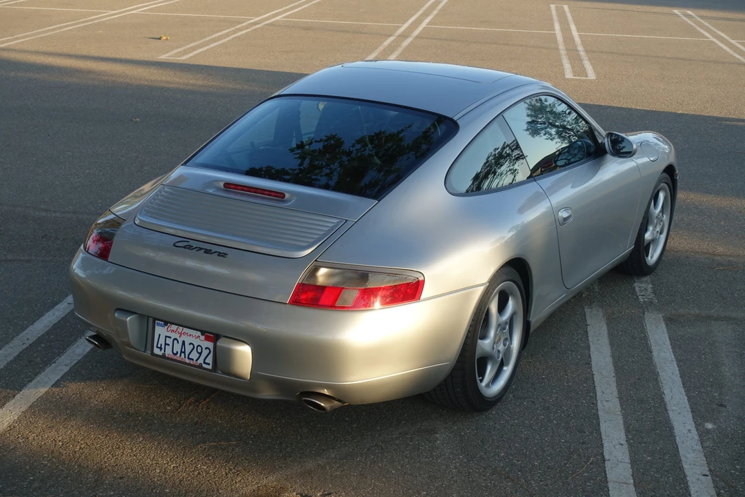 1999 Porsche 996 Carrera - Image 30 of 31