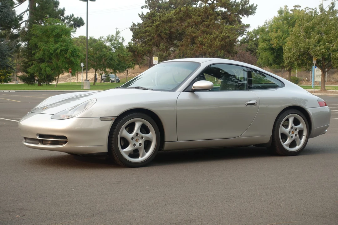1999 Porsche 996 Carrera - Image 16 of 31