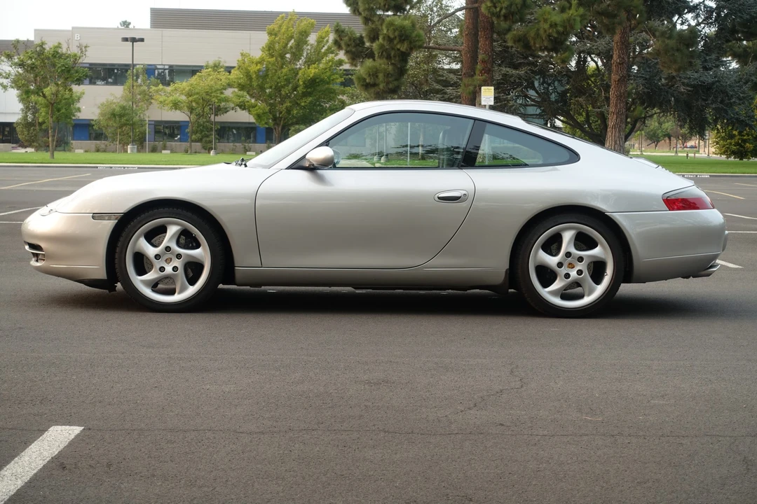 1999 Porsche 996 Carrera - Image 15 of 31