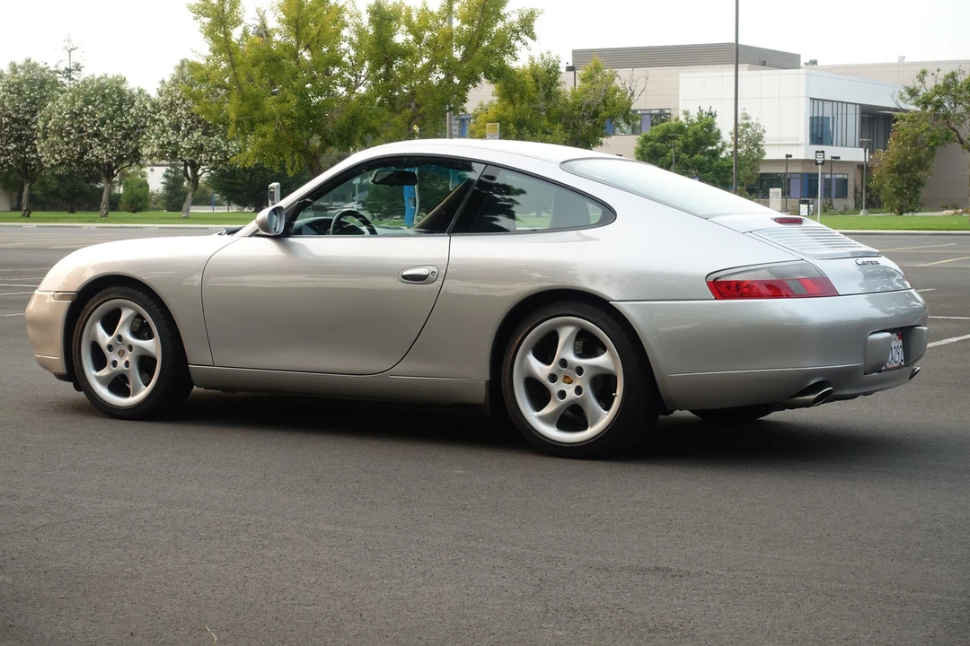 1999 Porsche 996 Carrera - Image 14 of 31