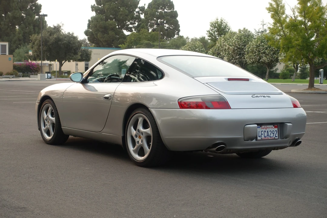 1999 Porsche 996 Carrera - Image 13 of 31