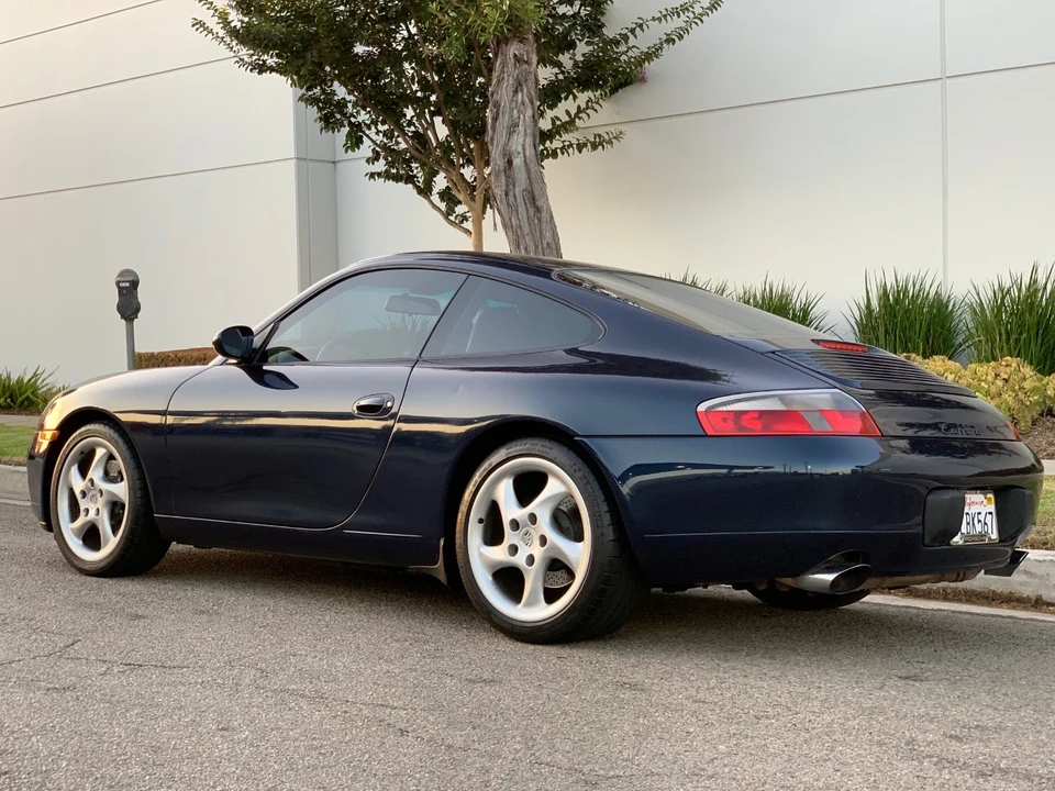 1999 Porsche 996 Carrera - Image 9 of 31