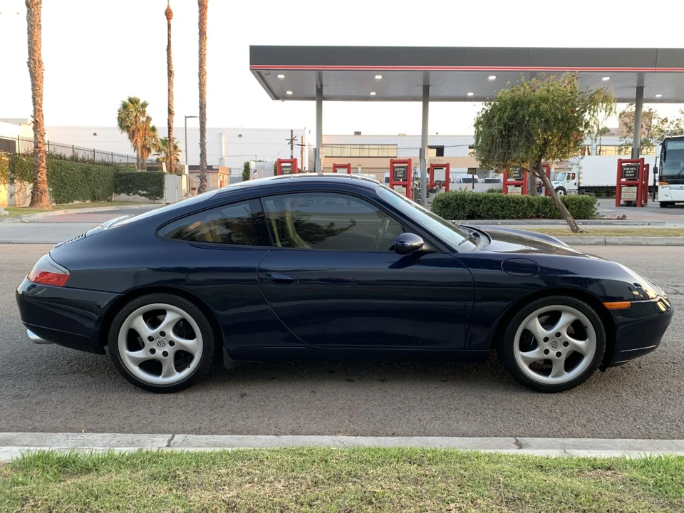 1999 Porsche 996 Carrera - Image 19 of 31