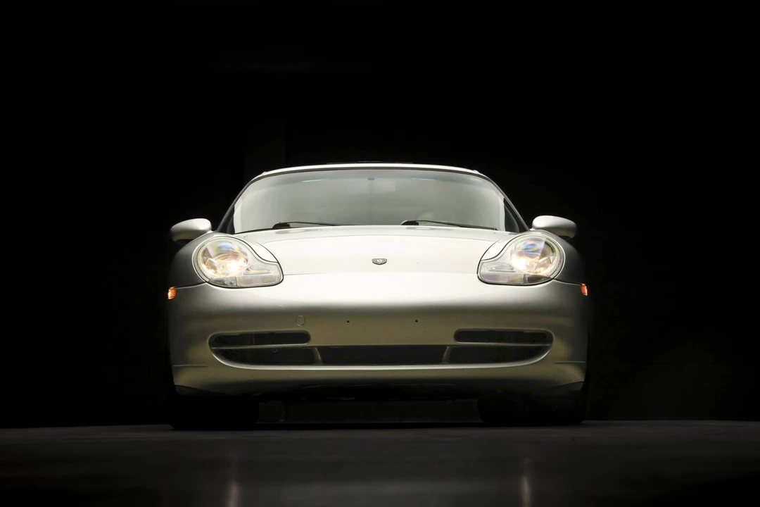 1999 Porsche 996 Carrera - Image 28 of 31