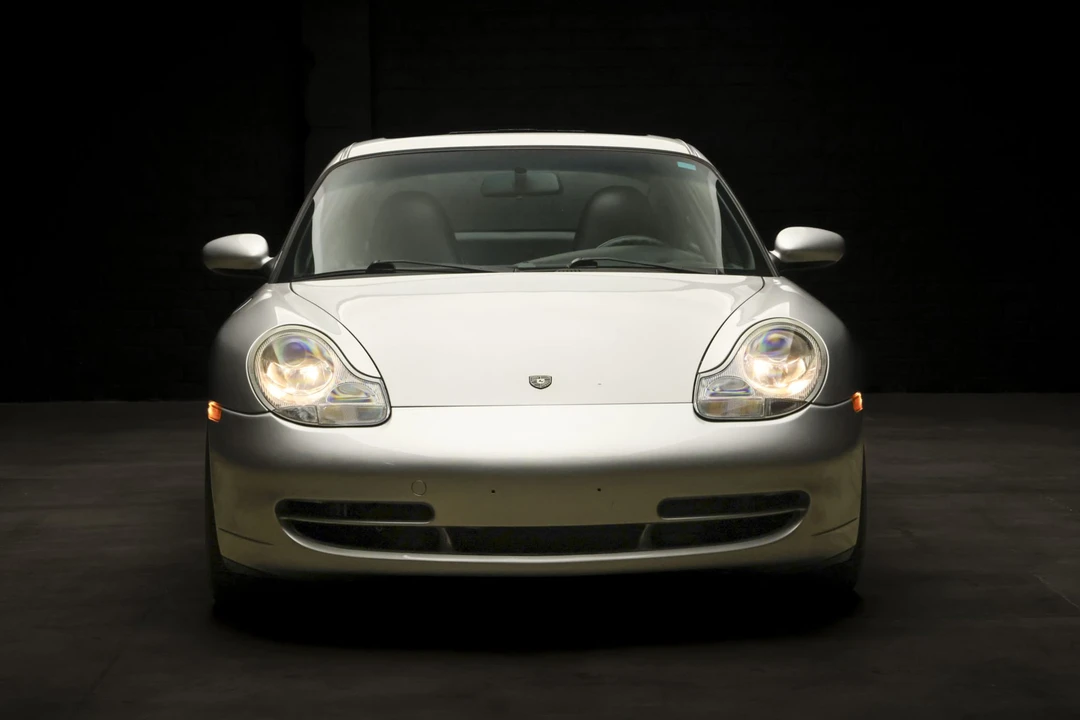 1999 Porsche 996 Carrera - Image 27 of 31