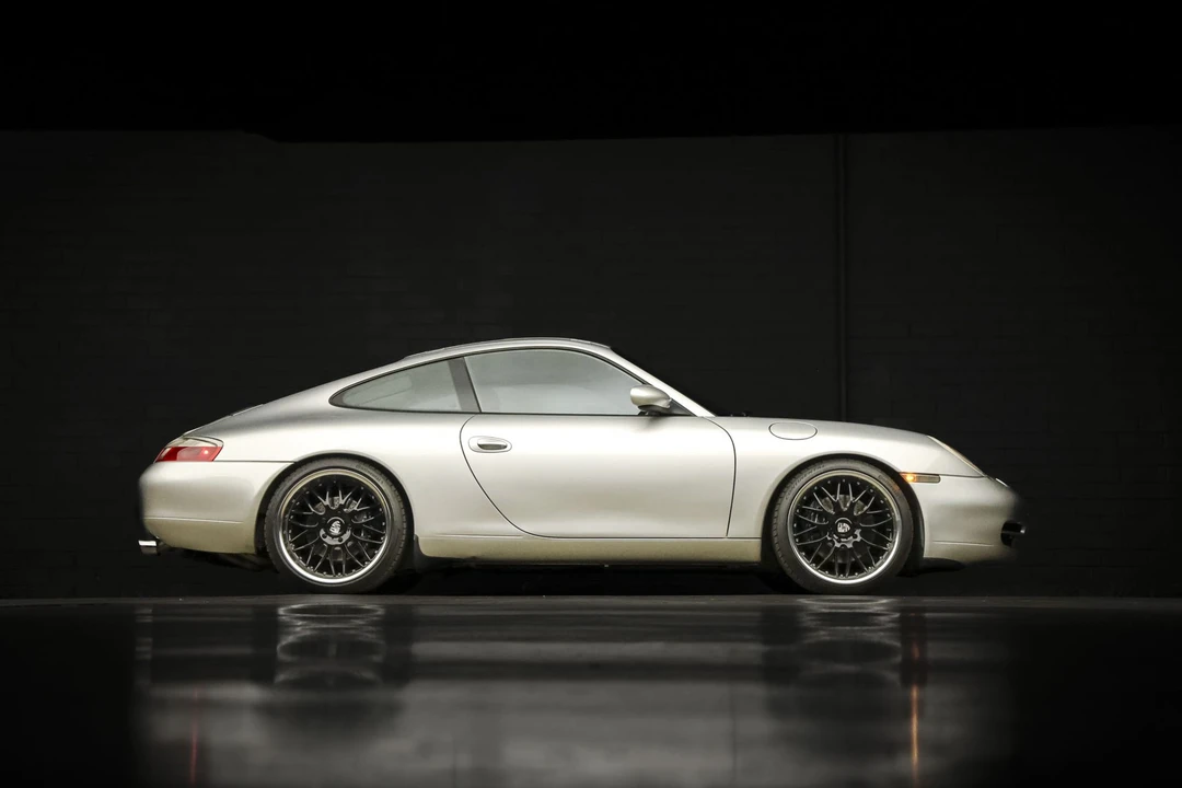 1999 Porsche 996 Carrera - Image 19 of 31
