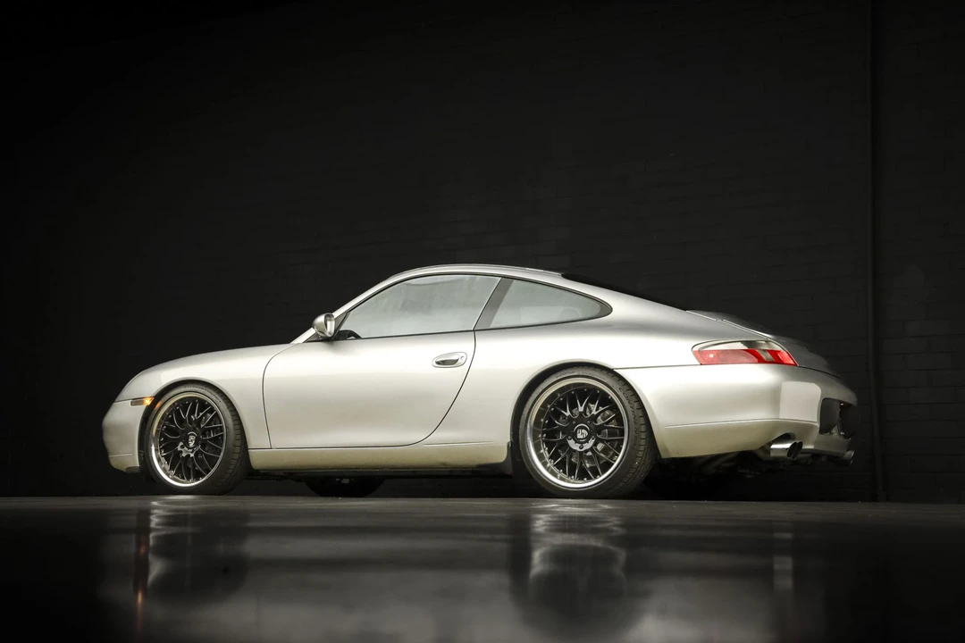 1999 Porsche 996 Carrera - Image 9 of 31
