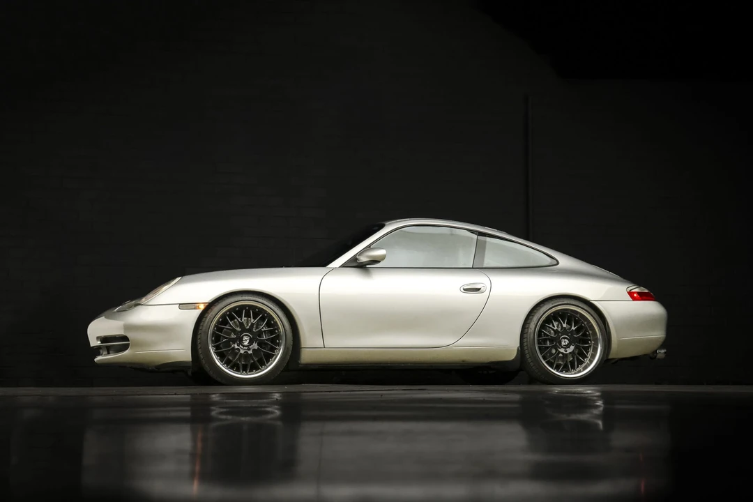 1999 Porsche 996 Carrera - Image 6 of 31