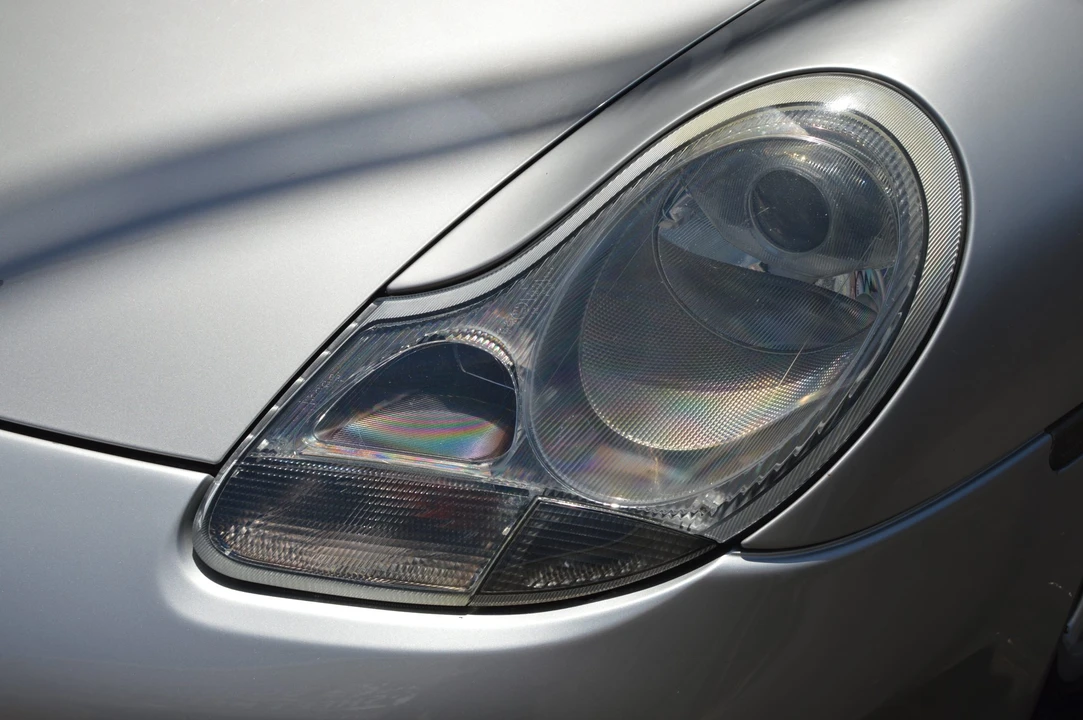 1999 Porsche 996 Carrera - Image 30 of 31