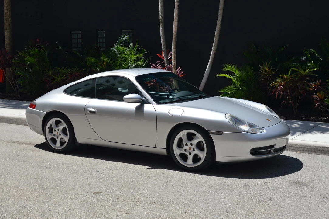 1999 Porsche 996 Carrera - Image 22 of 31