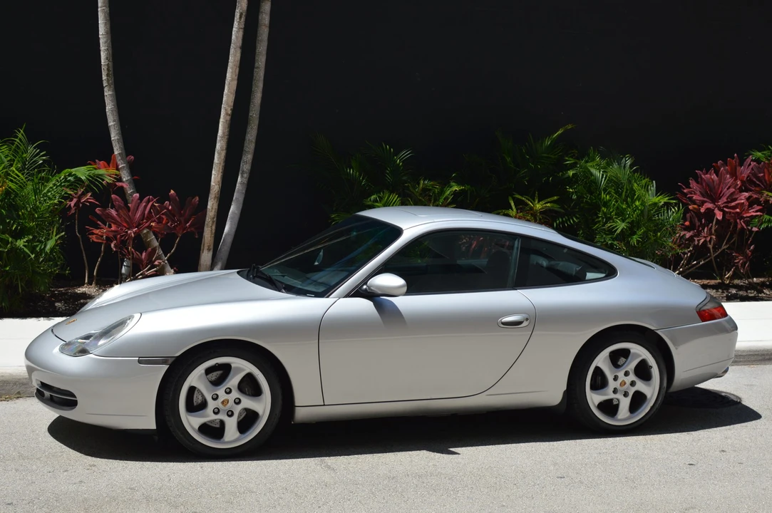 1999 Porsche 996 Carrera - Image 7 of 31