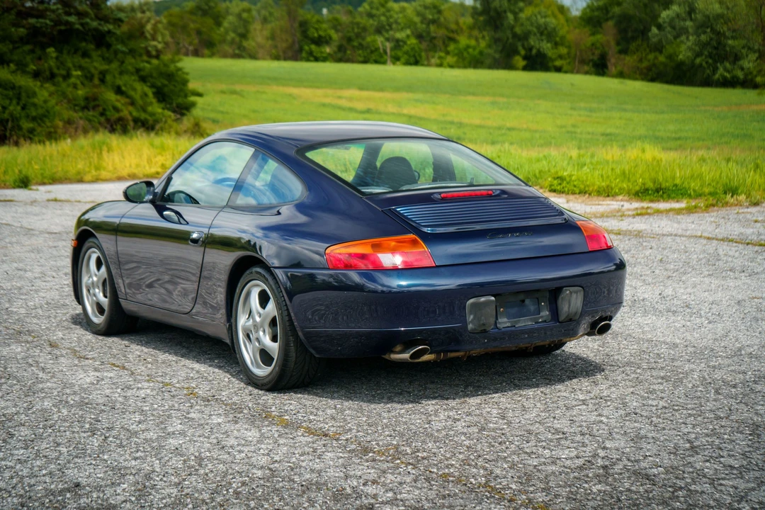 1999 Porsche 996 Carrera - Image 11 of 31