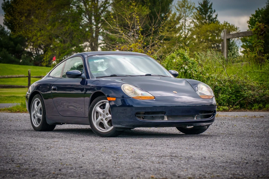 1999 Porsche 996 Carrera - Image 28 of 31