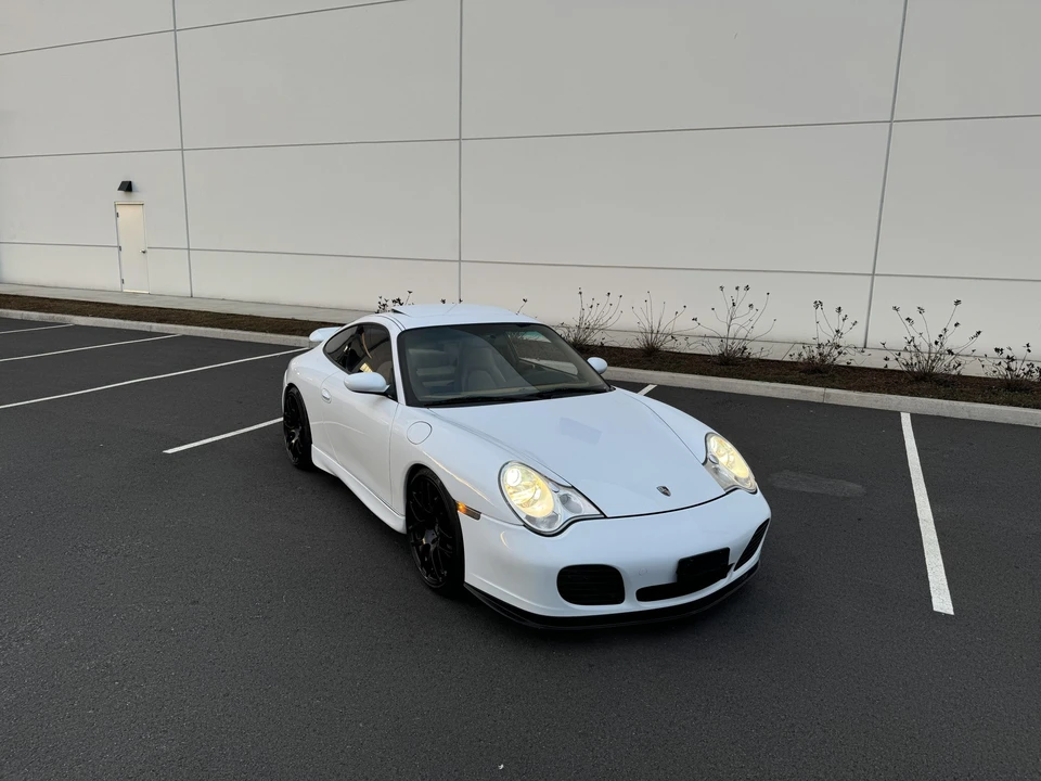 1999 Porsche 996 Carrera - Image 10 of 31
