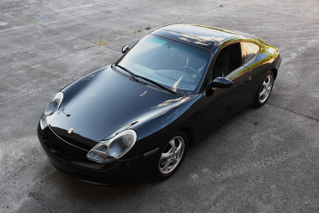1999 Porsche 996 Carrera - Image 9 of 31